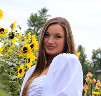 (c) Shandon Walsh Portrait of Kristina Heins, Undergraduate Intern