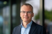 Portrait of Professor Hanno Glimm